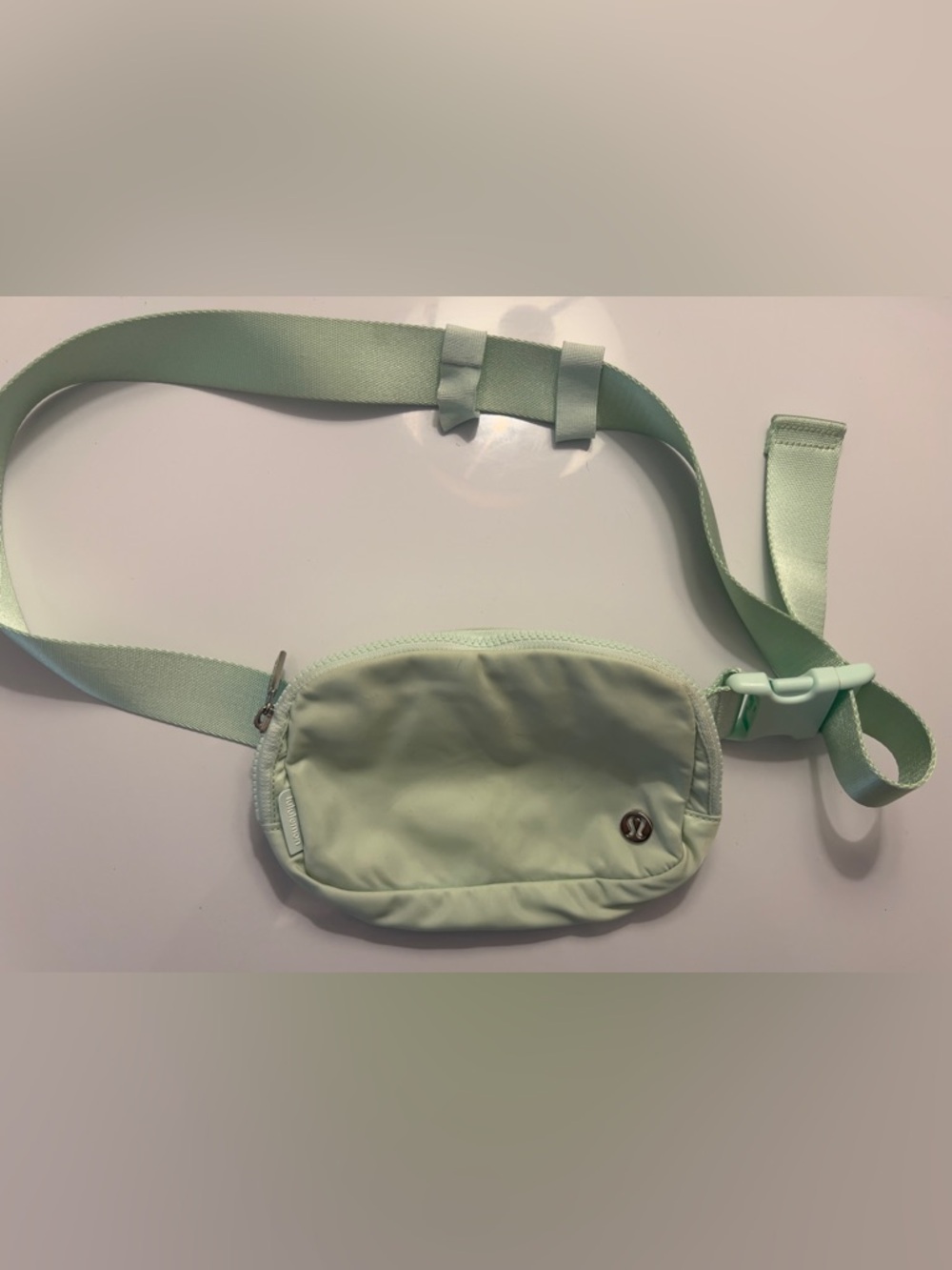 Lululemon Everywhere Belt Bag 1L Mint Moment Color